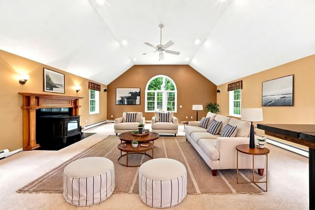 169R Nelson, Georgetown, MA 01833