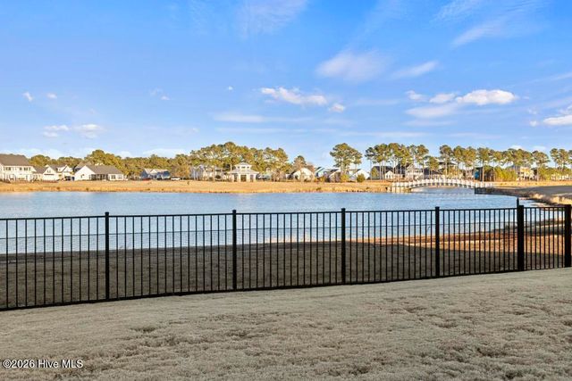 411 Summerhouse Drive, Holly Ridge, NC 28445