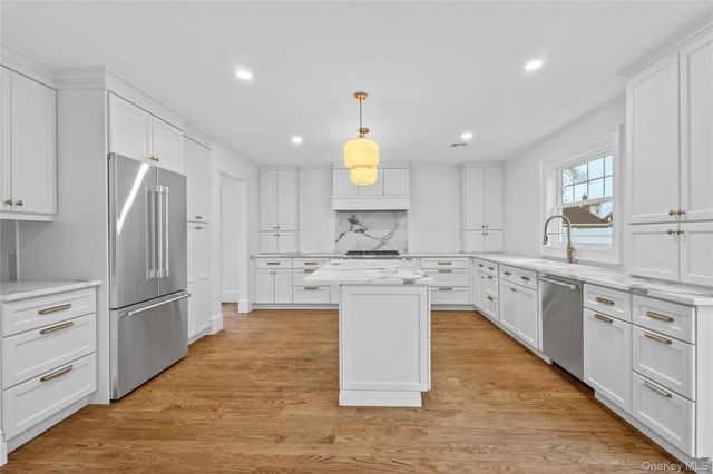 199 N Elm Street, Massapequa, NY 11758