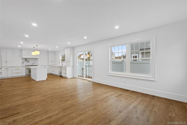 199 N Elm Street, Massapequa, NY 11758