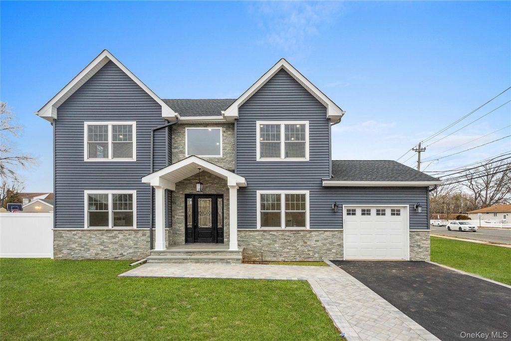 199 N Elm Street, Massapequa, NY 11758