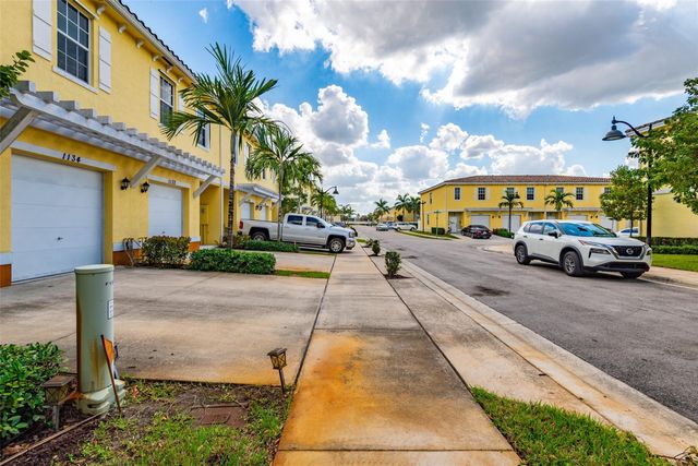 1134 NW 40th Terrace, Lauderhill, FL 33313