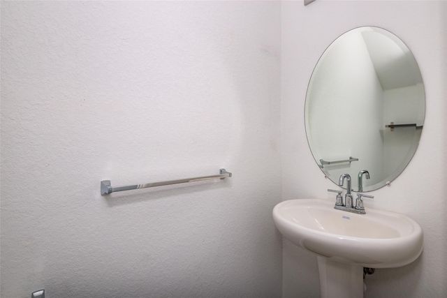 1134 NW 40th Terrace, Lauderhill, FL 33313