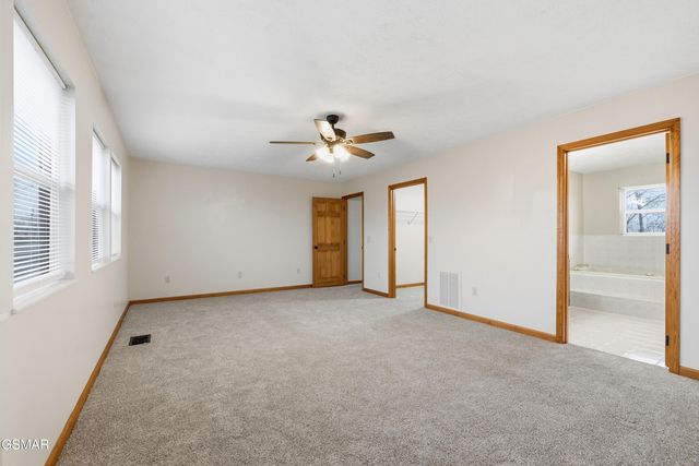 111 Cedar Hills Road, Sevierville, TN 37862