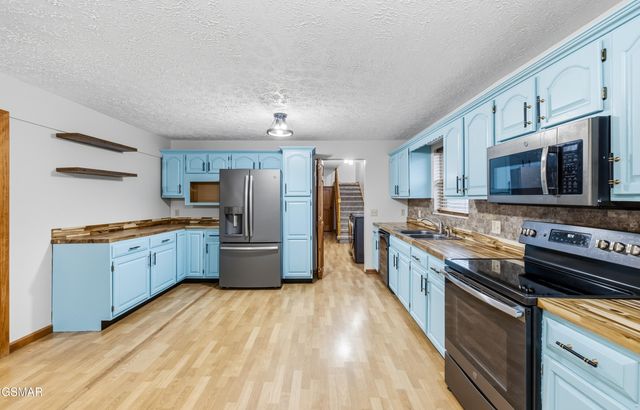 111 Cedar Hills Road, Sevierville, TN 37862