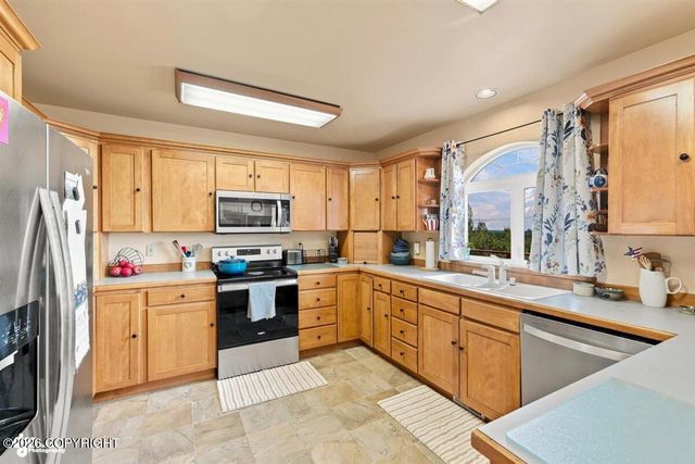 4879 S Outrigger Drive, Wasilla, AK 99623