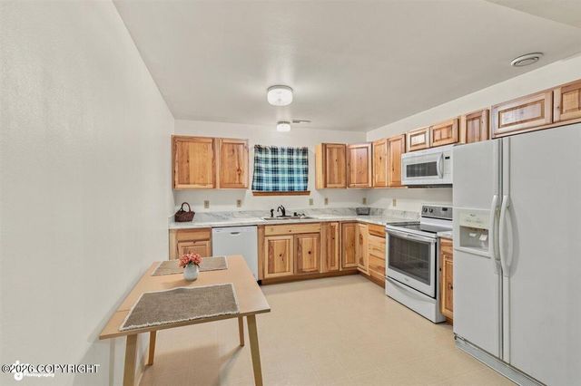 4879 S Outrigger Drive, Wasilla, AK 99623