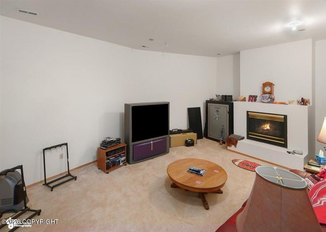 4879 S Outrigger Drive, Wasilla, AK 99623