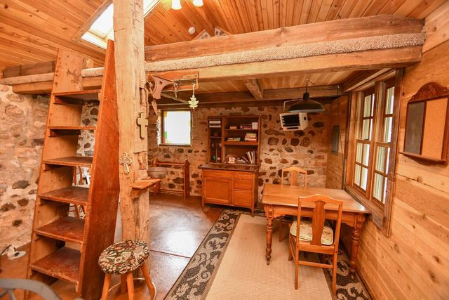 823 E Brandybrook ROAD, Wales, WI 53183