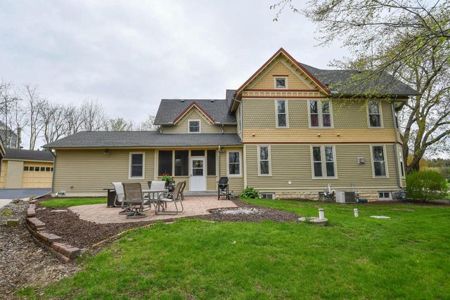 823 E Brandybrook ROAD, Wales, WI 53183