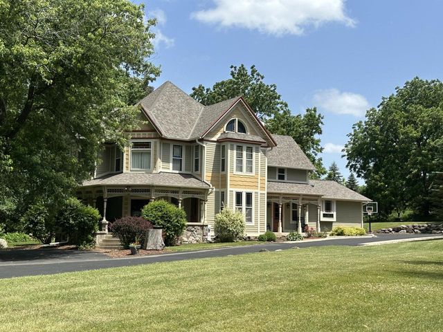 823 E Brandybrook ROAD, Wales, WI 53183