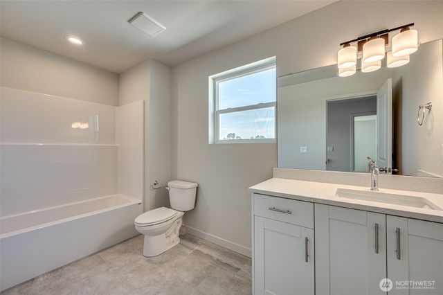 2010 Henderson Way, Longview, WA 98632