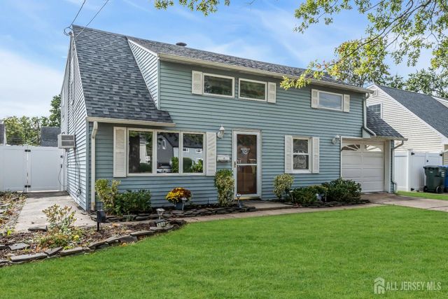 105 Grand Avenue, Iselin, NJ 08830