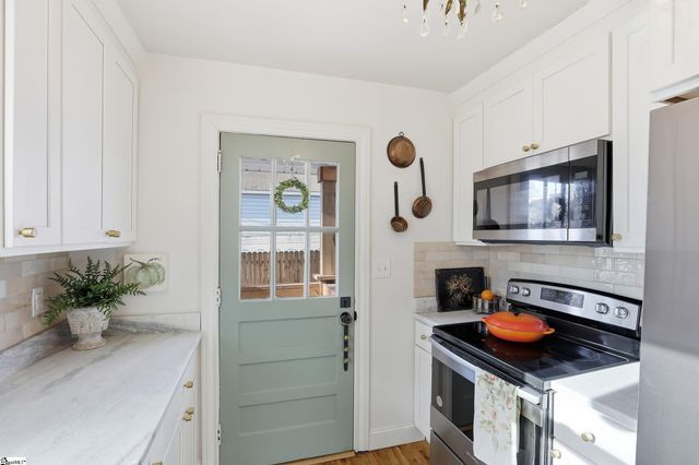 9 Beatrice Street, Greenville, SC 29611