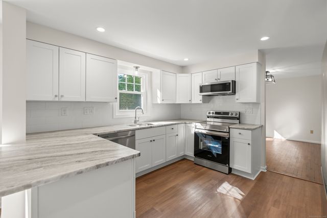 50 Heritage Drive, Cheshire, CT 06410