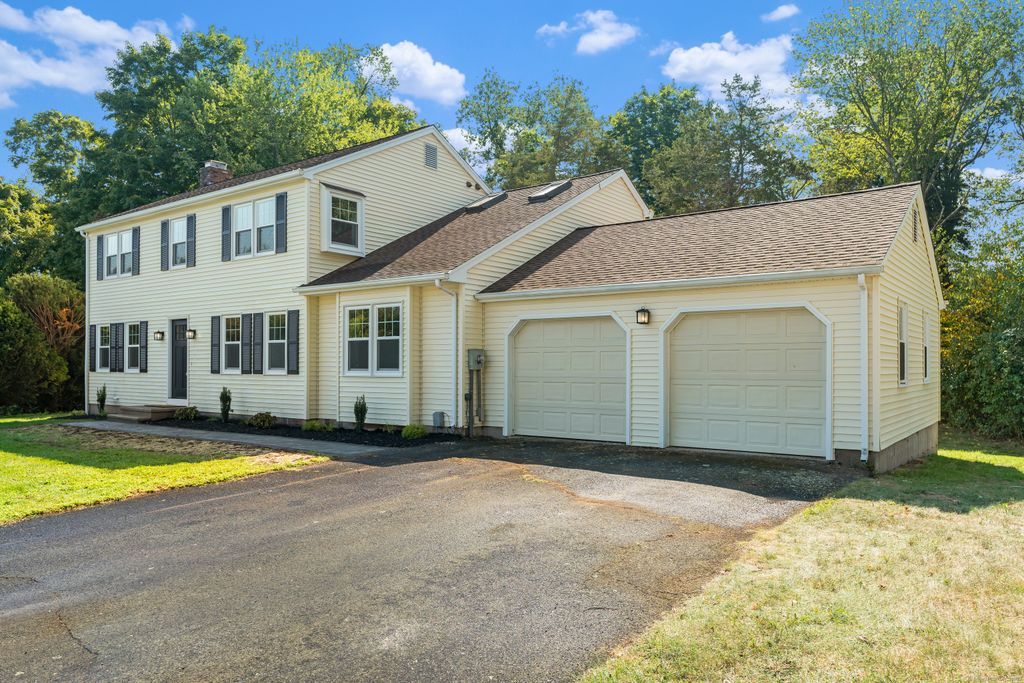 50 Heritage Drive, Cheshire, CT 06410