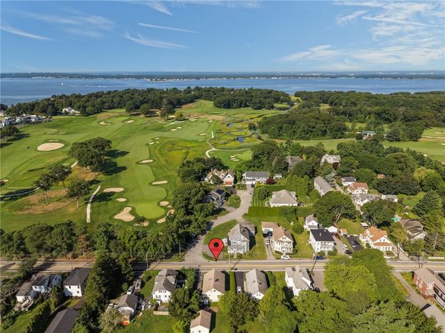 520 Middle Highway, Barrington, RI 02806