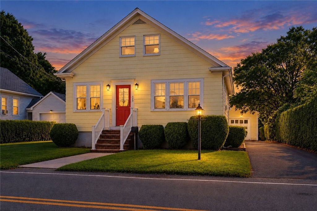 520 Middle Highway, Barrington, RI 02806
