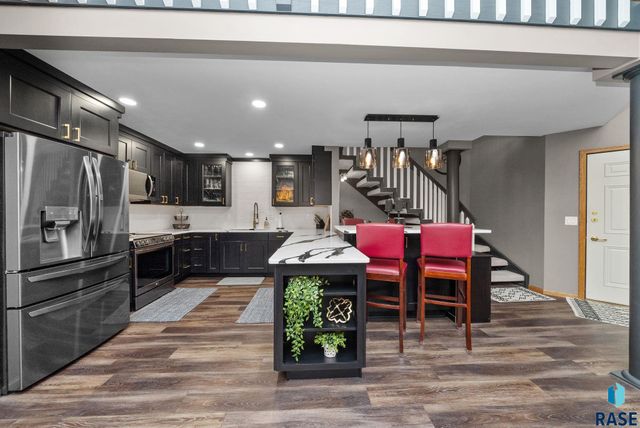 4224 S Minnesota Ave Avenue 301, Sioux Falls, SD 57105