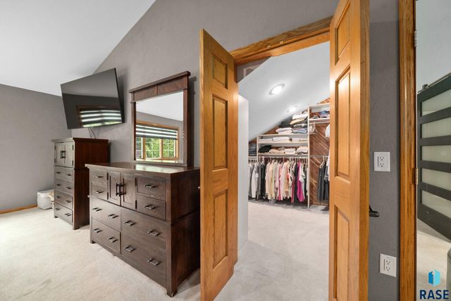 4224 S Minnesota Ave Avenue 301, Sioux Falls, SD 57105