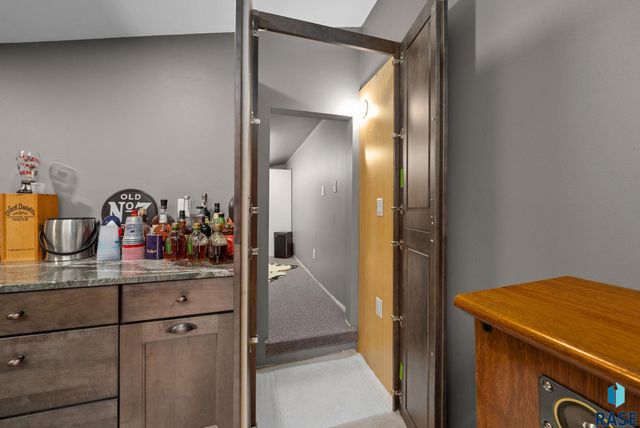 4224 S Minnesota Ave Avenue 301, Sioux Falls, SD 57105