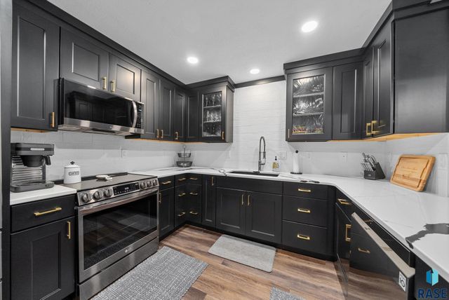 4224 S Minnesota Ave Avenue 301, Sioux Falls, SD 57105