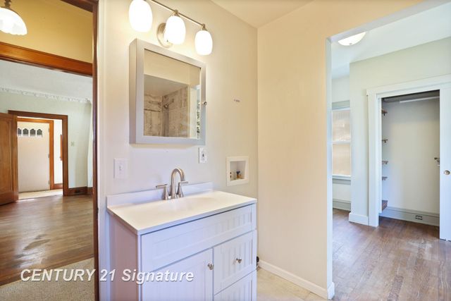 1713 9th Street, Bay City, MI 48708