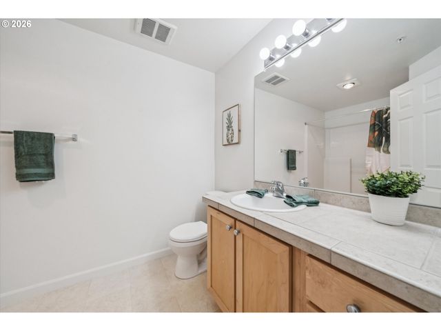 770 Nw 185TH Ave 308, Beaverton, OR 97006