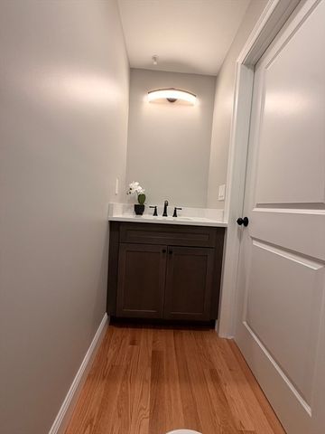 9 Acton Rd 6, Chelmsford, MA 01824