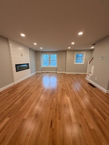 9 Acton Rd 6, Chelmsford, MA 01824