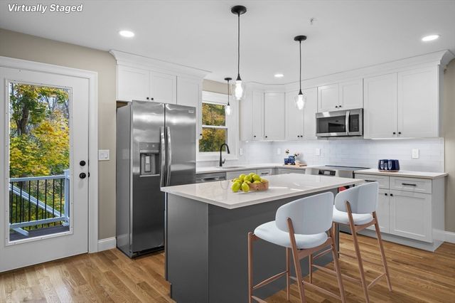 9 Acton Rd 6, Chelmsford, MA 01824