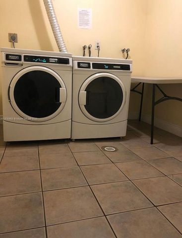 2761 Taft St 110, Hollywood, FL 33020