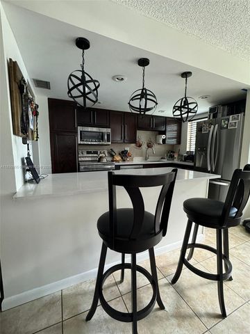 2761 Taft St 110, Hollywood, FL 33020