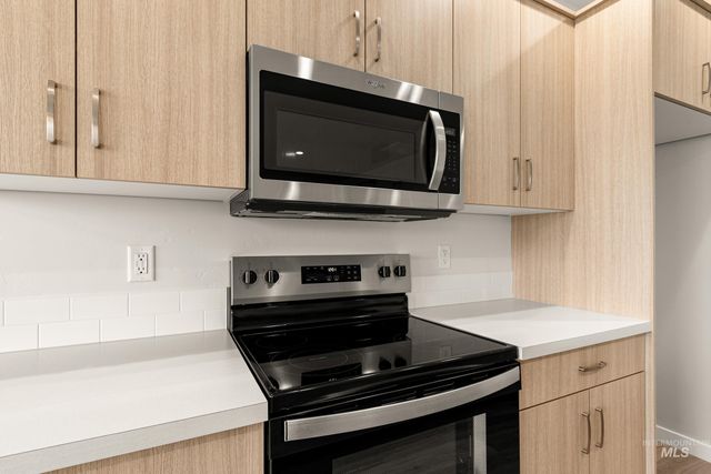 7131 E Shields Dr, Nampa, ID 83687