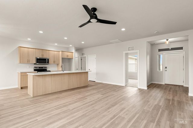 7131 E Shields Dr, Nampa, ID 83687