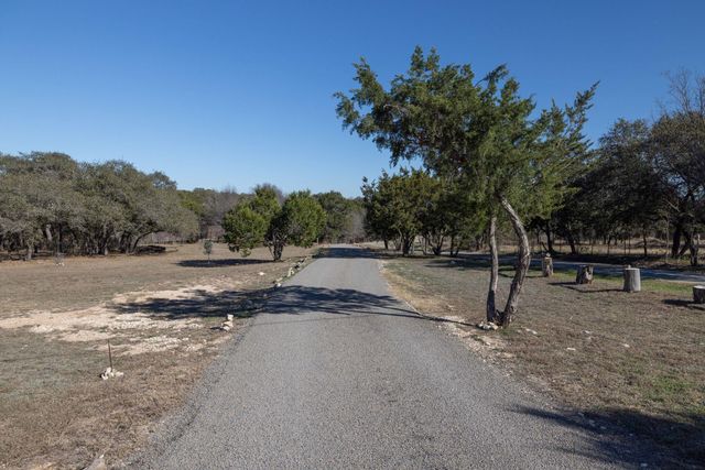 14302 Summit View DR 4, Leander, TX 78641