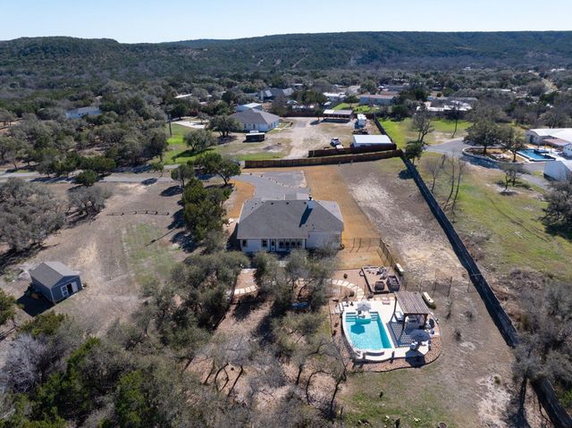 14302 Summit View DR 4, Leander, TX 78641