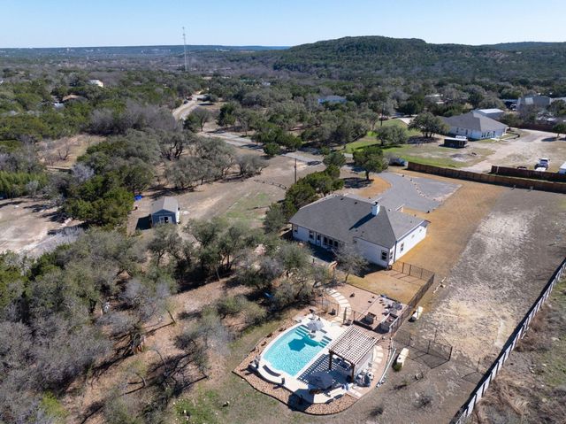 14302 Summit View DR 4, Leander, TX 78641