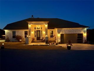 14302 Summit View DR 4, Leander, TX 78641