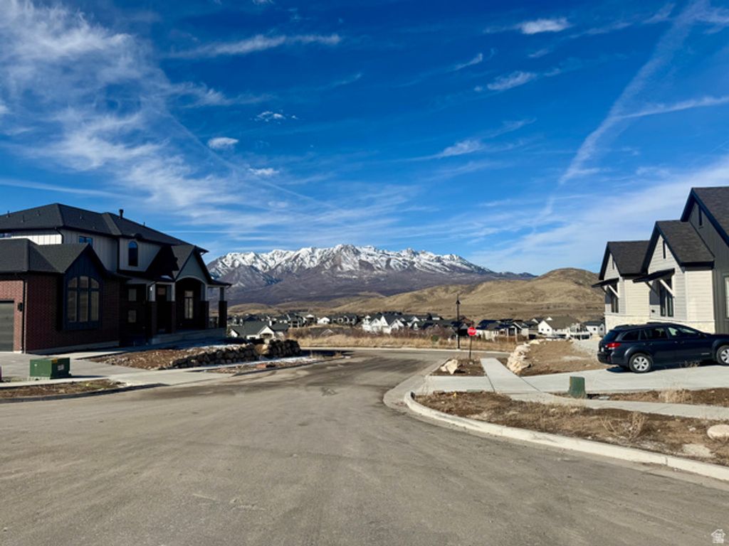 Image 3 of property listing at 3049 W SUMMIT CIR # 756, Morgan, UT 84050