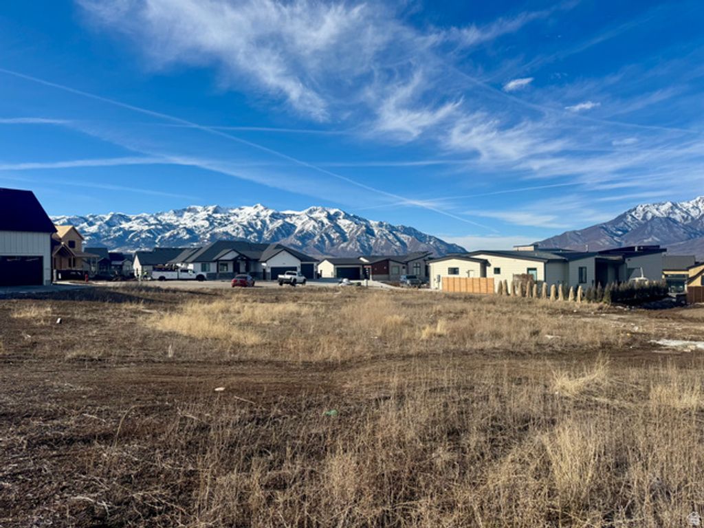 Image 9 of property listing at 3049 W SUMMIT CIR # 756, Morgan, UT 84050
