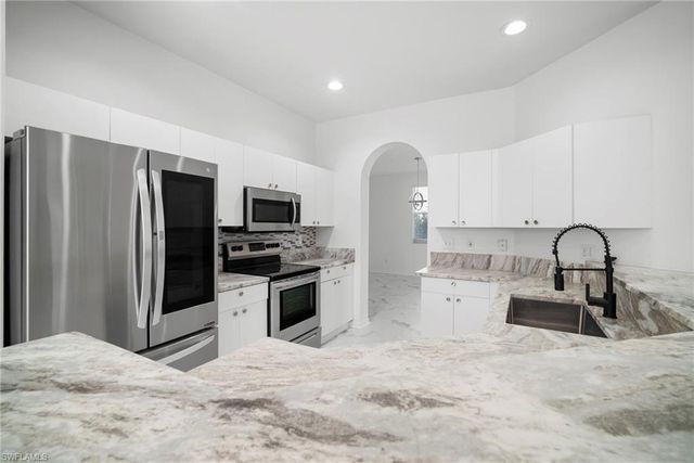 21768 brixham run LOOP, Estero, FL 33928