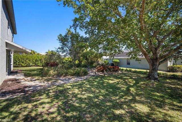 21768 brixham run LOOP, Estero, FL 33928