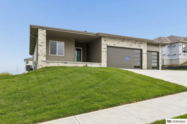 17118 Cora Street, Bennington, NE 68007