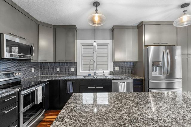 3530 Kirkland Avenue, Fort Wayne, IN 46805