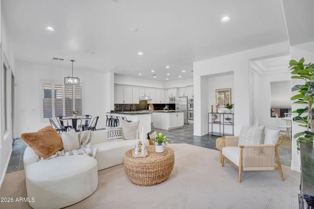 4756 E IRONHORSE Road, Gilbert, AZ 85297