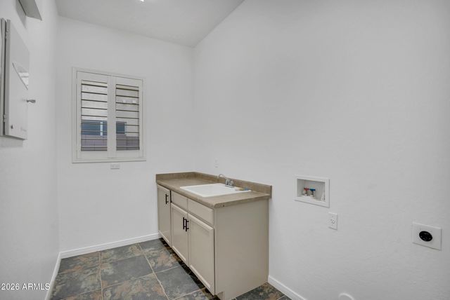 4756 E IRONHORSE Road, Gilbert, AZ 85297