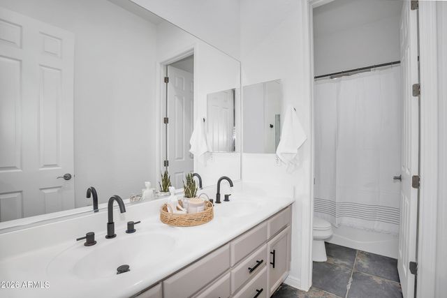 4756 E IRONHORSE Road, Gilbert, AZ 85297