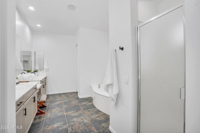 4756 E IRONHORSE Road, Gilbert, AZ 85297