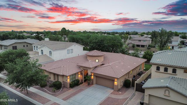 4756 E IRONHORSE Road, Gilbert, AZ 85297